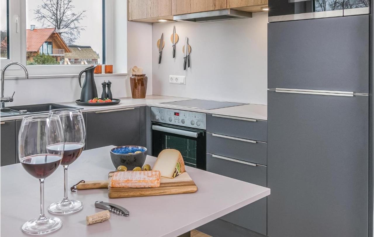 Awesome Home In Lembruch-Duemmer See With Kitchen 外观 照片