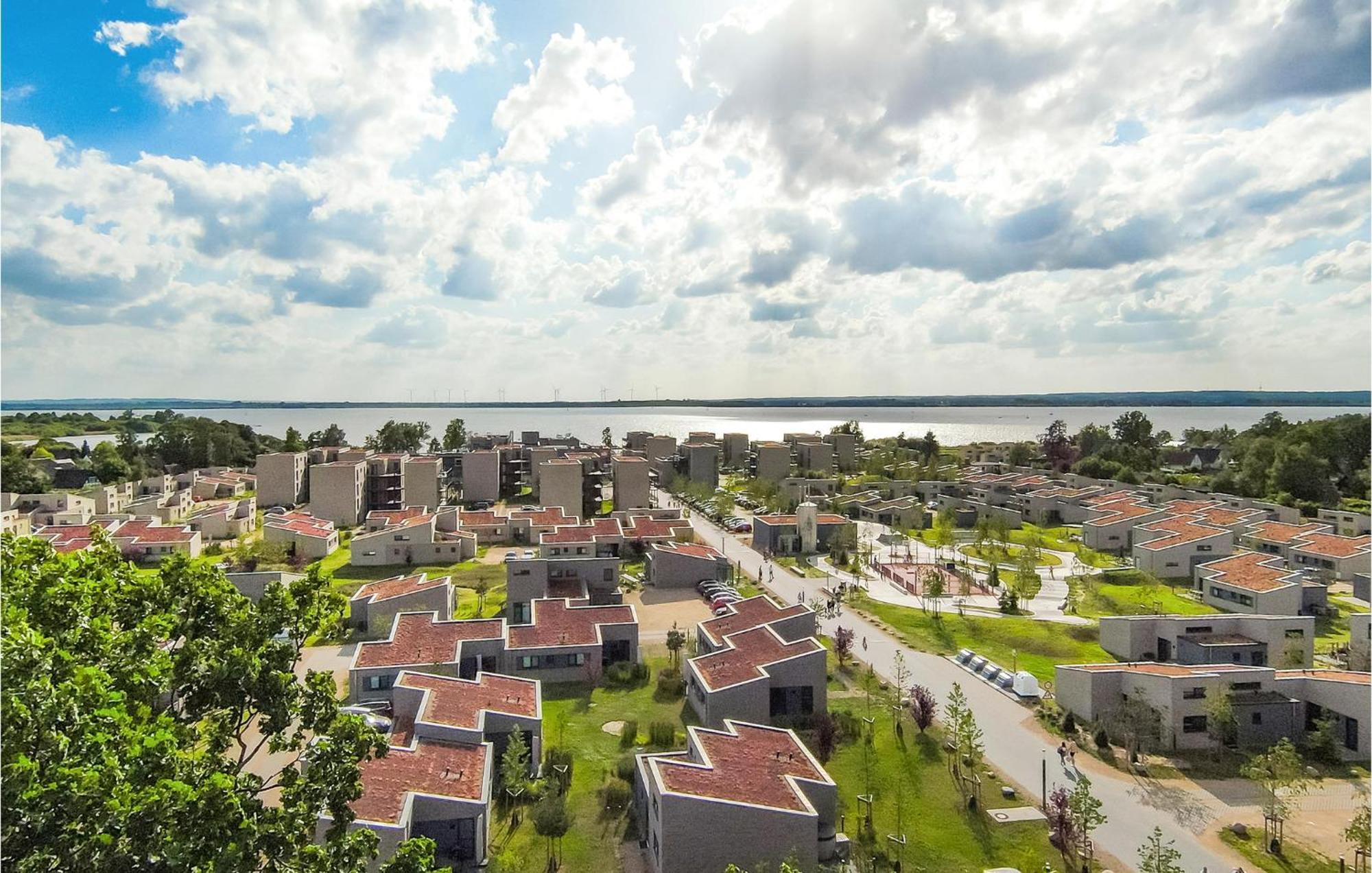 Awesome Home In Lembruch-Duemmer See With Kitchen 外观 照片